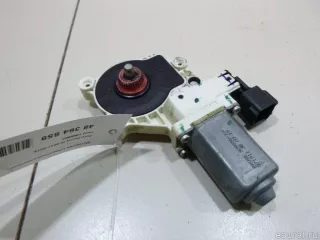 1869992 Ford Моторчик стеклоподъемника Ford Focus 3 restailing Арт E48364859, вид 1