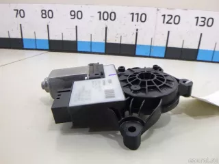 51358495865 BMW Моторчик стеклоподъемника BMW 3 G20/G21 Арт E48406953, вид 2