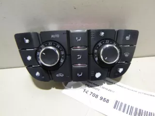 1822272 GM Блок управления климатической установкой Opel Astra J Арт E48466000