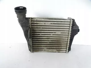 95B145804B,,,Auto_Car_Parts Интеркулер Porsche Macan Арт AL13309282118, вид 1