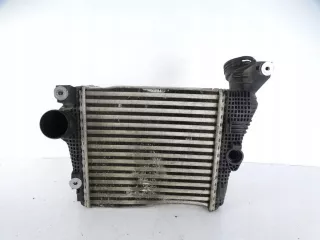 95B145804B,,,Auto_Car_Parts Интеркулер Porsche Macan Арт AL13309282118, вид 2