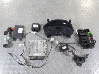  Блок управления двигателем Ford Transit Custom Арт AL15294868000, вид 1