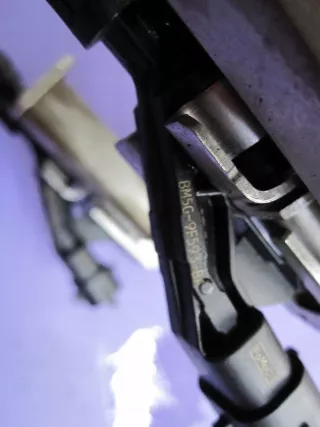 BM5G-9F593-BA Форсунка Volvo S60 3 Арт AL15299888483, вид 3