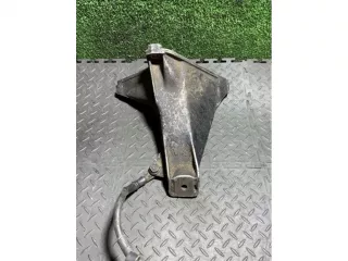 8d0199308l Кронштейн двигателя Volkswagen Passat B5 Арт 55401, вид 2