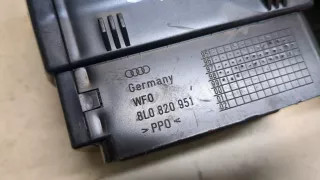 8L0820951 Дефлектор обдува салона Seat Toledo 2 Арт 20083349, вид 3