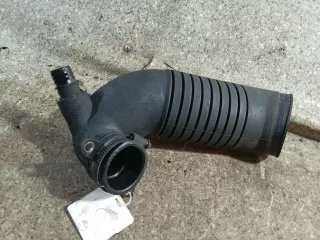 8D0129615K Патрубок воздушного фильтра Volkswagen Passat B5 Арт 46023072574, вид 1