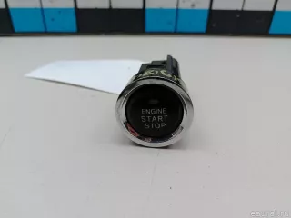 896110D010 Toyota Кнопка запуска двигателя Toyota Yaris 2 Арт E48519184