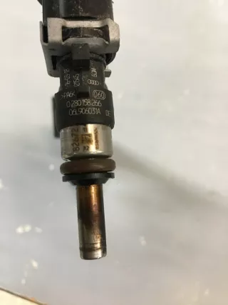 06K133681C Топливная рампа  Skoda Octavia A5 restailing Арт AL13396187875_5, вид 5