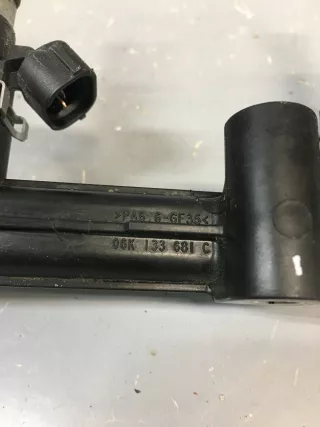 06K133681C Топливная рампа  Skoda Octavia A5 restailing Арт AL13396187875_5, вид 6
