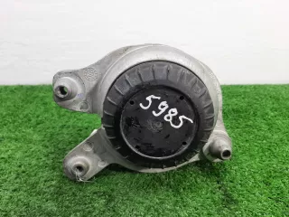 A2052407700,2052407700 Подушка крепления двигателя Mercedes C W205 Арт 00269472, вид 4
