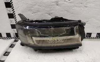 8111060R10 Фара передняя правая Toyota Land Cruiser 300 Арт A985870L, вид 1