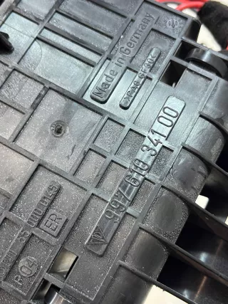 99761034100,,,888.139.655 Короб предохранителей Porsche Cayman 987 Арт AL15214629301, вид 2
