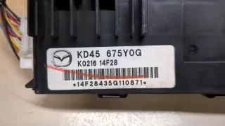 KD45675Y0G Блок бортовой сети Mazda 3 BM Арт 20100760, вид 5