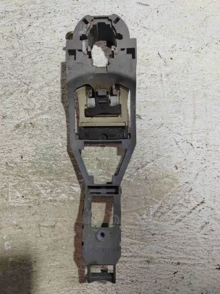 3B0837885 Скелет ручки наружной передней правой   Volkswagen Passat B5 Арт BB564, вид 2