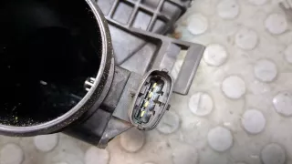 EJ7Z6K775A Интеркулер Ford Escape 3 Арт 9322934, вид 3