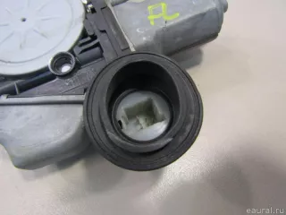 6980253040 Toyota Стеклоподъемник электр. передний левый Lexus IS 3 restailing Арт E81036401, вид 3