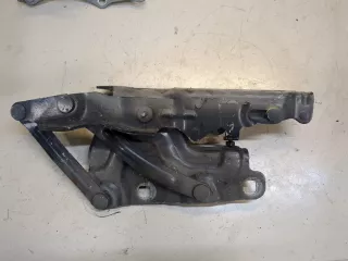 GX7316800AE Петля капота правая Jaguar XE 1 Арт 20109686, вид 1