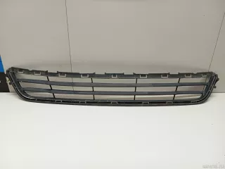 DS7Z17K945AB Ford Решетка в бампер центральная Ford Mondeo 5 Арт E23634065, вид 1