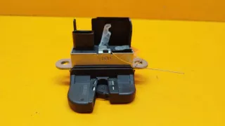 1T0827505H  Замок багажника Volkswagen Touran 2 Арт 01015158, вид 3