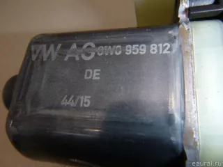 8W0959812 VAG Моторчик стеклоподъемника Audi A4 B9 Арт E60063694, вид 5