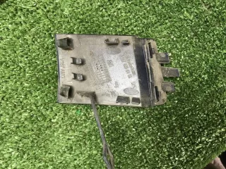 A1678856103 заглушка буксир. крюка mercedes Mercedes ML/GLE W166 Арт DIZ0000007050770, вид 2