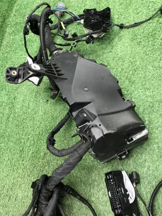 8894949790 проводка моторного отсека Geely Monjaro Арт DIZ0000007314162, вид 13