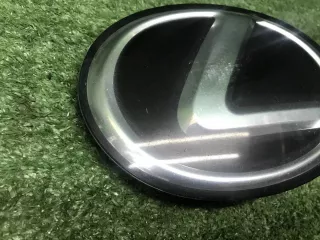 9097502117 эмблема решетки радиатора Lexus RX 3 Арт DIZ0000007341229, вид 2