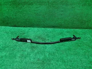 95B803228A распорка стоек Porsche Macan Арт DIZ0000007384462