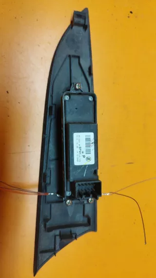 bp4k4281ja  Кнопка стеклоподъемника переднего правого Mazda 3 BK Арт 01016093, вид 1