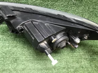 8450100856 битая фара правая Lada Granta Арт DIZ0000007388361, вид 19