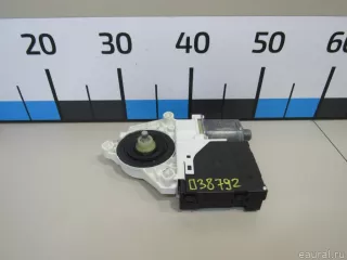 8P4959801E VAG Моторчик стеклоподъемника Audi A3 8P Арт E81038792