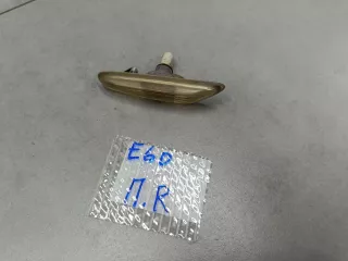 63137165742 Указатель поворота в крыло правый BMW 5 E60/E61 Арт ZAP344835, вид 3