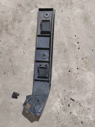 1J5807183A Кронштейн крепления бампера переднего   Volkswagen Golf 4 Арт G41958, вид 1