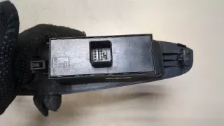  Кнопка стеклоподъемника переднего правого Volkswagen Jetta 6 Арт 9188990, вид 3