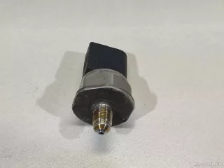 2711530328 Mercedes Benz Датчик давления топлива Mercedes R W251 Арт E23657382, вид 1