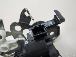 8R0827505 VAG Замок крышки багажника Audi A6 C6 (S6,RS6) Арт E81056282, вид 3