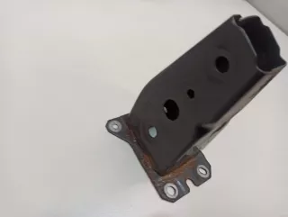 KDY03488X Mazda Кронштейн (крепление) Mazda 3 BP Арт E23675718, вид 4
