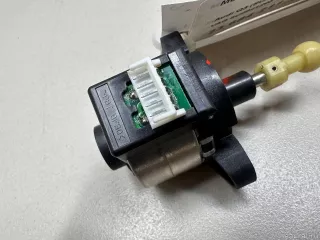 8U0941295 VAG Моторчик корректора фары Audi Q3 2 Арт E23684211, вид 8