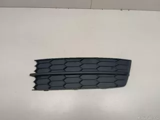 60U807367 VAG Решетка в бампер левая Skoda Rapid Арт E23664172, вид 1