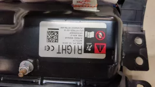 114375300A Подушка безопасности коленная Tesla model 3 Арт 20161978, вид 4