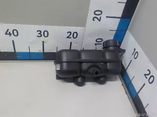 17137645508 BMW Расширительный бачок BMW X1 F48 Арт E52498421, вид 4