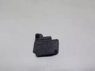 51357419509 BMW Уплотнитель двери BMW X1 F48 Арт E52495952