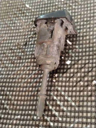 3B0837167 Личинка дверного замка   Volkswagen Passat B5 Арт B5029, вид 2