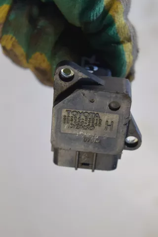 1974002260,2220433010 Расходомер воздуха Toyota Yaris 2 Арт LS157-17-79-1, вид 1