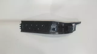 LR115823,K8D213244BA8PVJ Пластик салона Land Rover Range Rover 4 Арт 7972796, вид 2