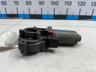 0130008508 BOSCH Моторчик блокировки межосевого дифференциала Land Rover Discovery 4 Арт E48572876, вид 1