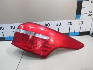 2033085 Ford Фонарь задний наружный правый Ford Focus 3 restailing Арт E81062978, вид 2