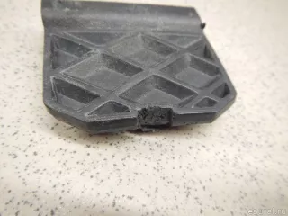 1705332 Ford Заглушка буксировочного крюка Ford Focus 3 restailing Арт E100534514, вид 2