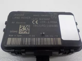 LR012398 Land Rover Блок управления центральным замком Jaguar XE 1 restailing Арт E84800713, вид 2