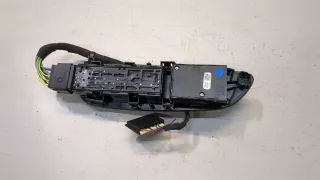 84230309 Кнопка регулировки сидения Chevrolet Malibu 9 Арт 20121393, вид 2
